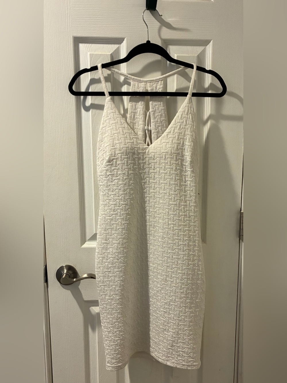 Textured White V-Neck Dress by Main Strip. Clean & in Good Condition. Size M. $9